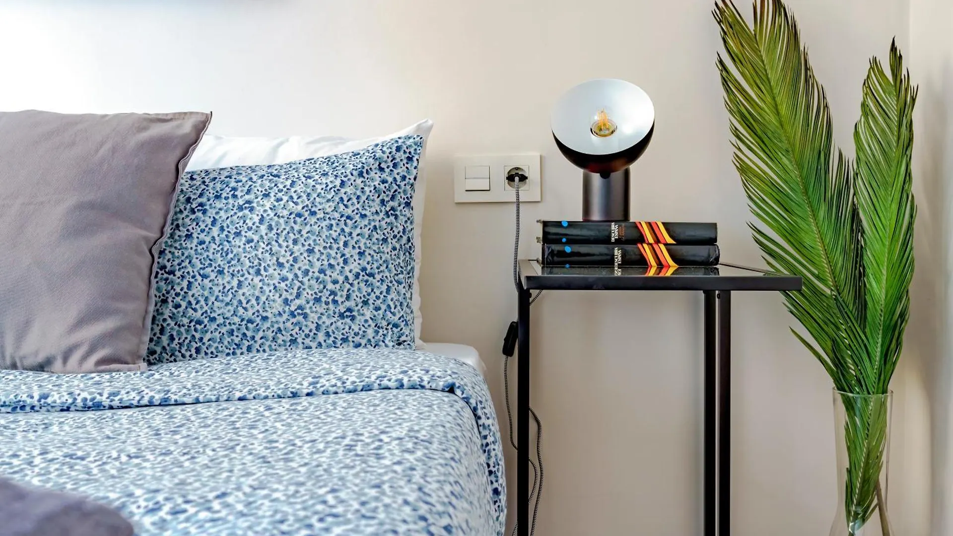 Casa La Fontana - Hostatel Bed & Breakfast Granada