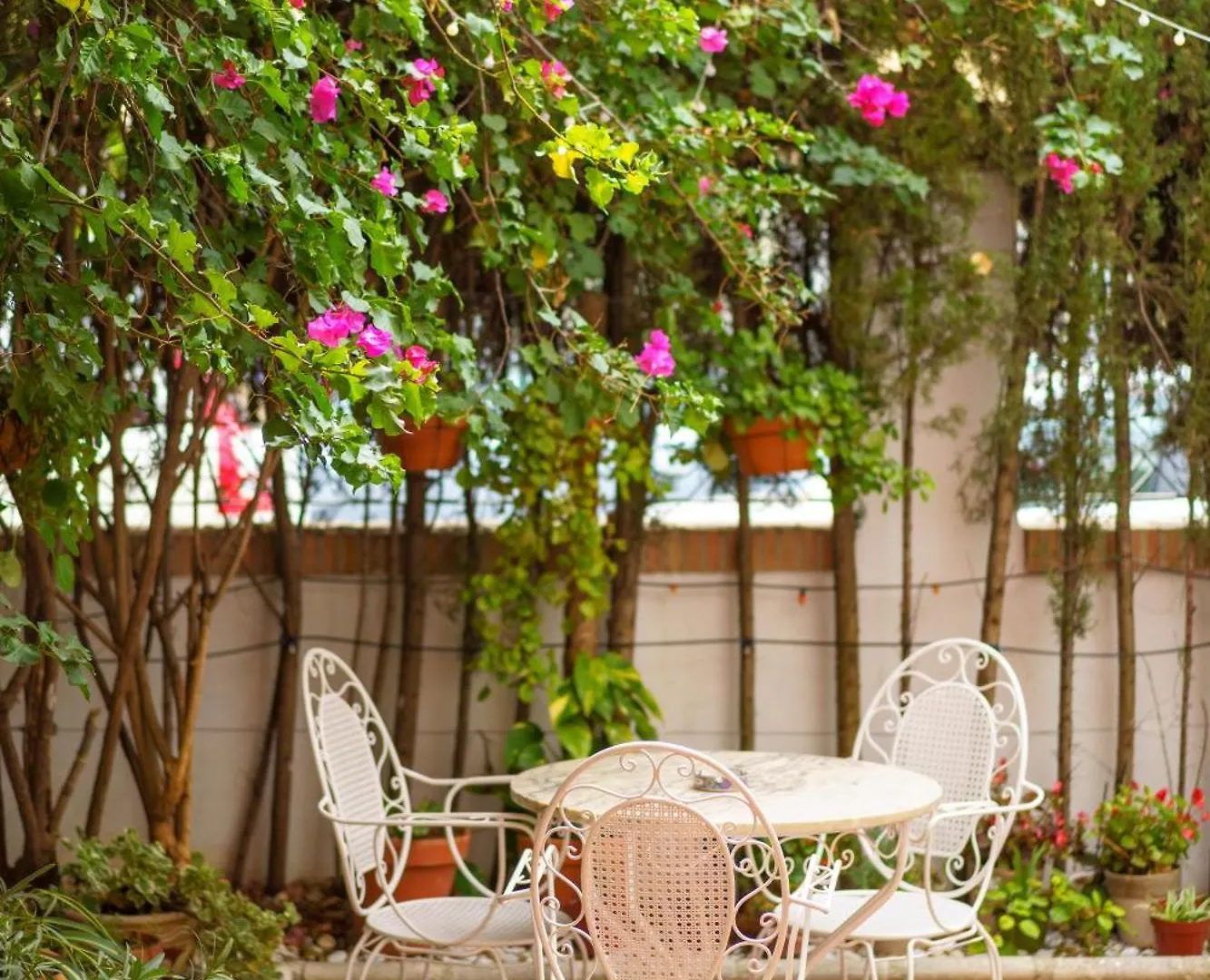 Casa La Fontana - Hostatel Bed & Breakfast Granada 0*,  Spain